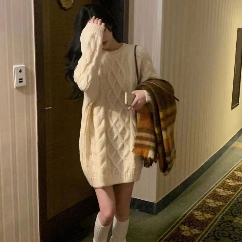 Twist Knit Sweater for Women, Mid-Length, New Autumn and Winter Style, Loose Fit, Casual Style, High-End Feel, Soft and Thick Knitwear Twist Knit Sweater for Women, Mid-Length, New Autumn and Winter Style, Loose Fit, Casual Style, High-End Feel, Soft and Thick Knitwear