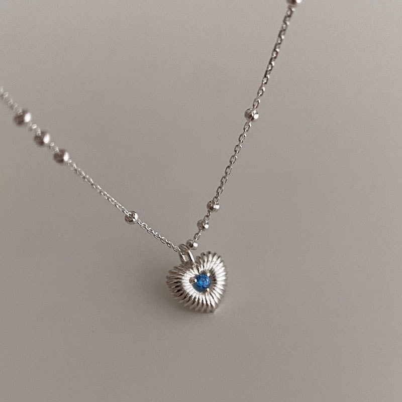 S925 Sterling Silver Vertical Pattern Diamond-Studded Mini Heart Necklace Simple and Versatile Heart-Shaped Zircon Bead Clavicle Chain Neck Chain S925 Sterling Silver Vertical Pattern Diamond-Studded Mini Heart Necklace Simple and Versatile Heart-Shaped Zircon Bead Clavicle Chain Neck Chain
