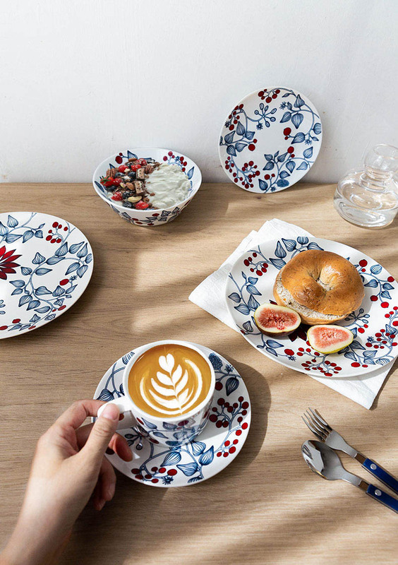 Scandinavian Berry Ceramic Tableware 9inch Dinner Plates, Coffee Cups and Saucers, Large-Capacity Mugs, Noodle Bowls, Cereal Bowls