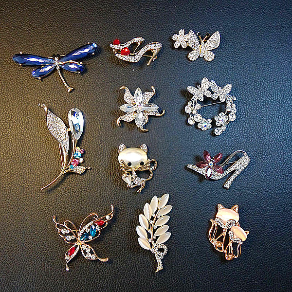 Broche femme en cristal artificiel - Ref 1183554 Image 7