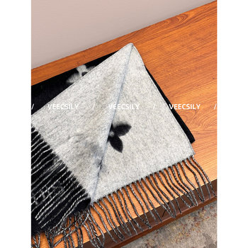 Buy it with your eyes closed ~ classic color cashmere tassel shawl scarf thickened double-sided scarf scarf