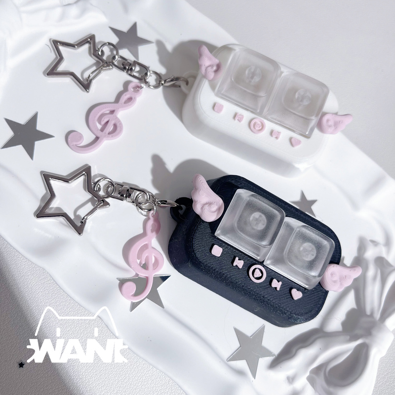 Wani Original Vintage Piggy Angel Wings Cute Button Tester Stress Relief Toy Gift Pendant Keychain