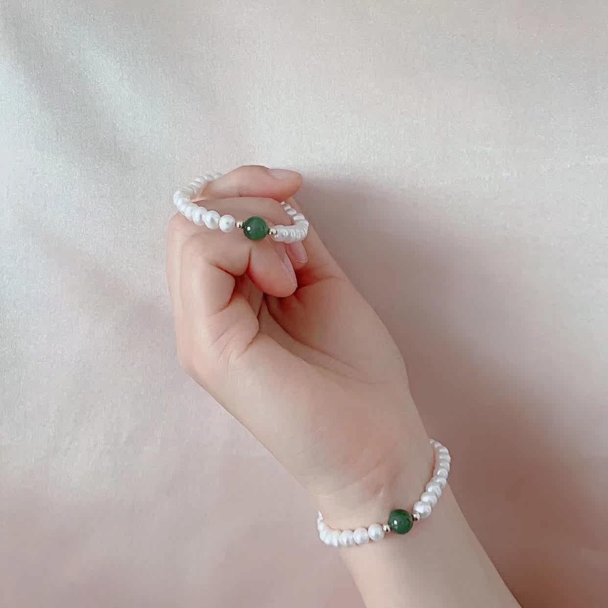 Fresh Water Pearls Young Women's New Hand Accessories Baroque Bracelet Charins Small Crowd Design Bestie Senior Sensation Hand Strings 