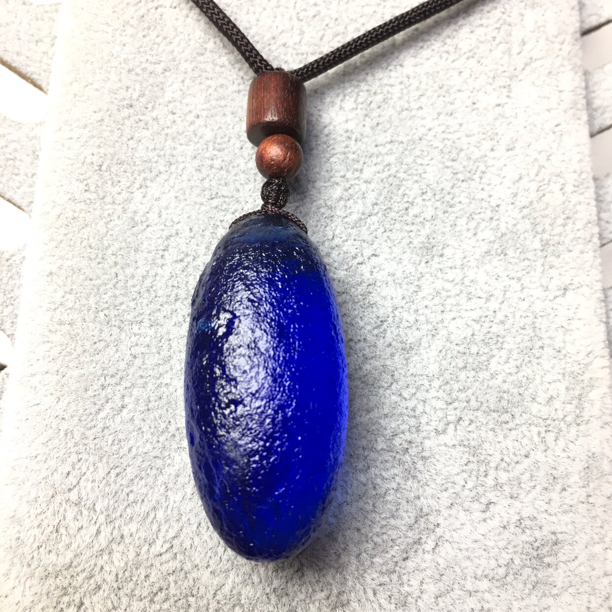 Baoshi Blue Glass Meteor Oval Pendant Hang Pendant Outer Space Stone Necklace Lock Bone Chain 