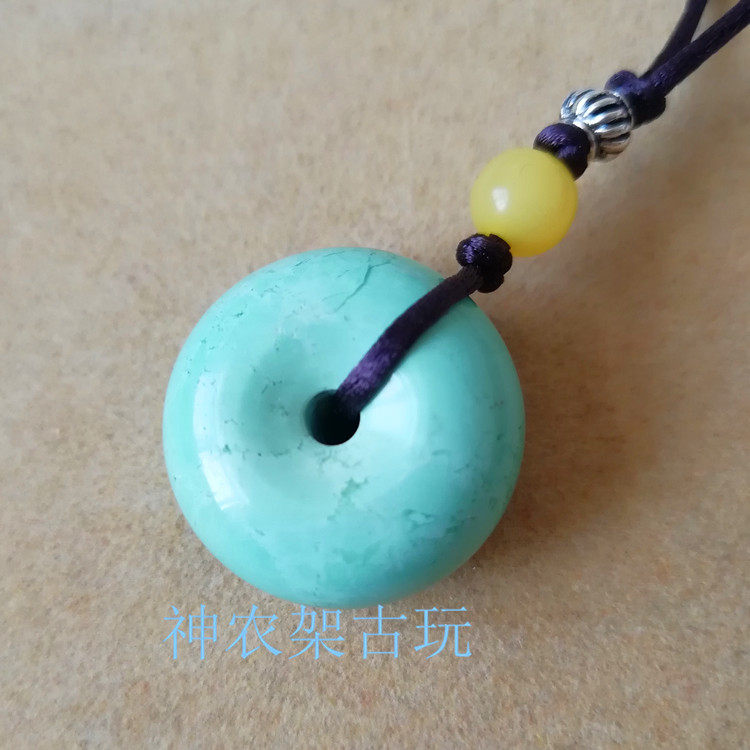 Hubei natural raw mine green pine stone green pine stone safety buckle pendant high porcelain blue pine stone male and female pendant necklace fur coat necklace accessories