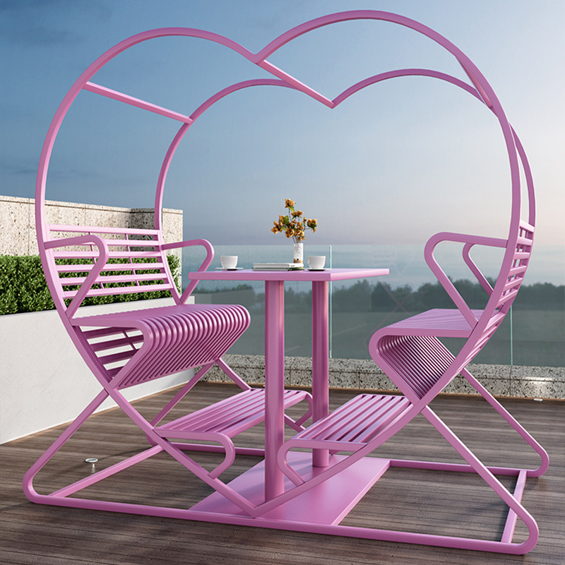 Outdoor Heart-Shaped Swing Chair, Garden Decoration, Popular Scenic Spot, Tourist Attraction, Homestay Decoration, Photo-Worthy Couple Heart-Shaped Table and Chairs