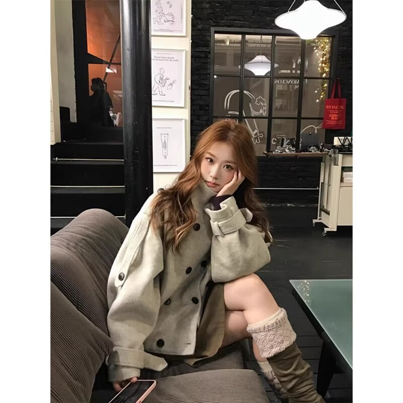 Wool and Cashmere Short Coat for Petite Women, 2025 New Winter Thickened Korean-Style Stand Collar Woolen Coat
