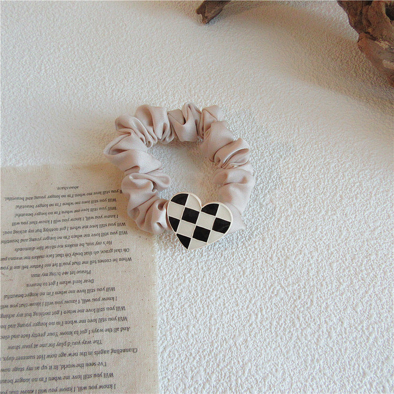 Korean Simple Geometric Heart Square Lattice Rubber Band Hair Scrunchies display picture 4