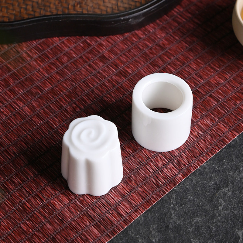 Shea butter Yuxiang cloud cover white ceramic home utility-made tea with tea road town paper shelving accessories pot lid Toobao