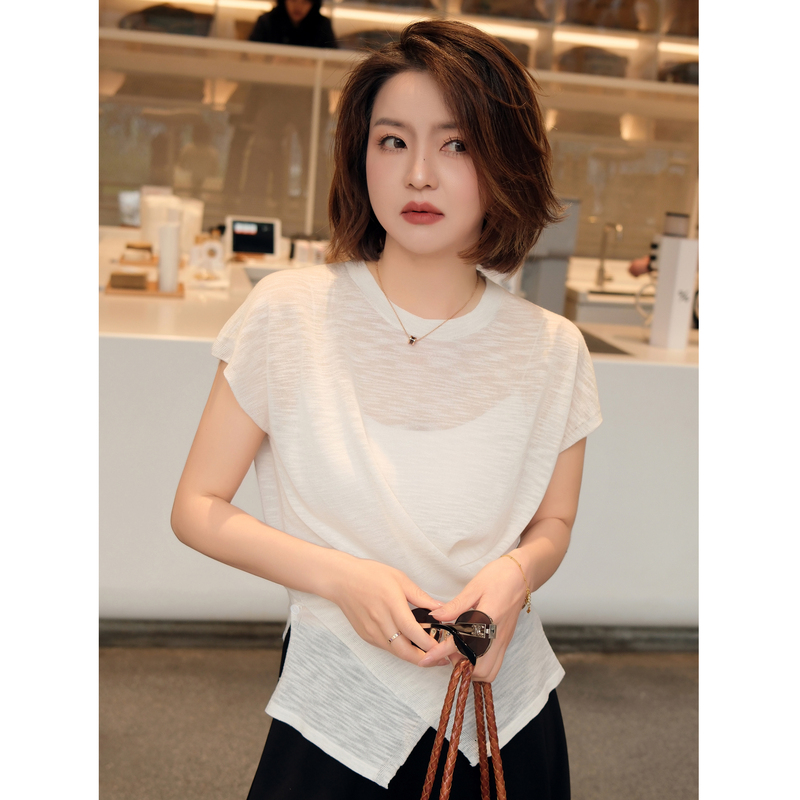 Easily Create a Slim Waistline with This Bamboo Linen Cool-Feel Knit Top, Featuring a Draped, Slimming, Irregular Hem and Cross-Tie T-Shirt Design