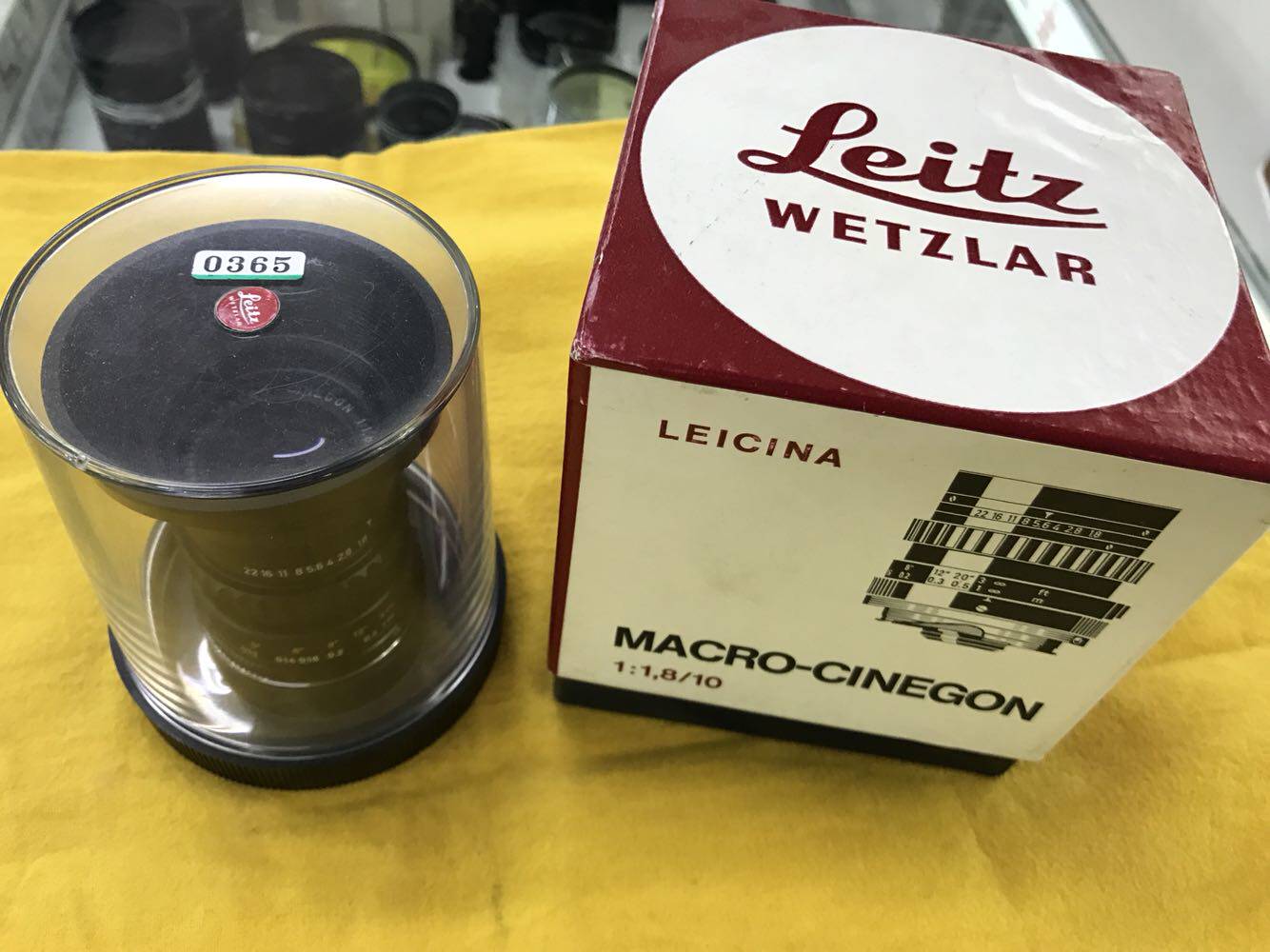 Leica LEICA 10 1 8 M Ultra Wide Angle Macro Lens