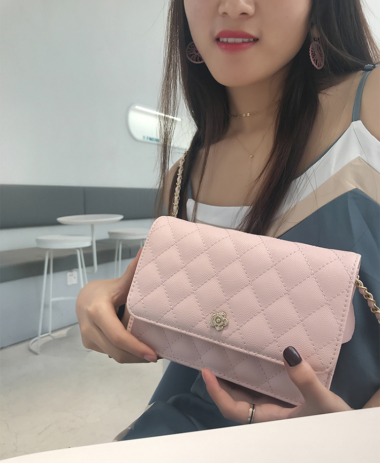 Hương thơm nhỏ của caviar chuỗi hình thoi 2019 xuân hè phiên bản Hàn Quốc của túi nhỏ phòng đơn xu hướng chéo đơn giản hoang dã - Túi xách nữ túi đeo chéo nữ da mềm
