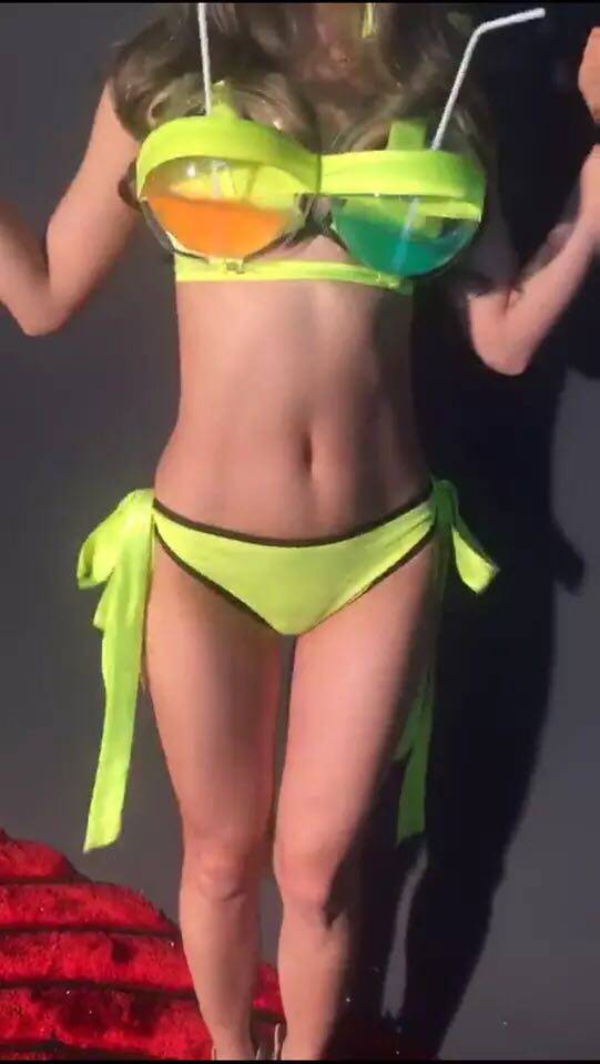 Bar atmosphere props nightclub interactive supplies wine feeding artifact wine bra cup cocktail cup