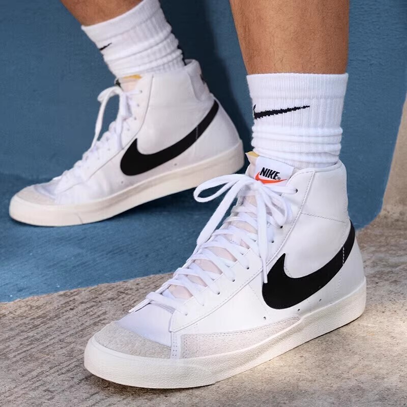Nike Men's Blazer Mid 77 High-Top Sneakers Bq6806-Dh7694/ Dq7673