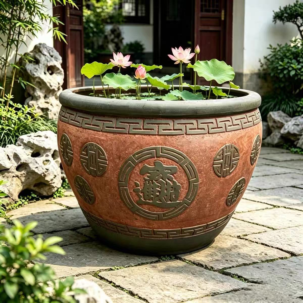 Old-style water tank, traditional fish tank, courtyard landscaping large tank, fish breeding koi, clay seed water lily, lotus gate, sea breeze water tank