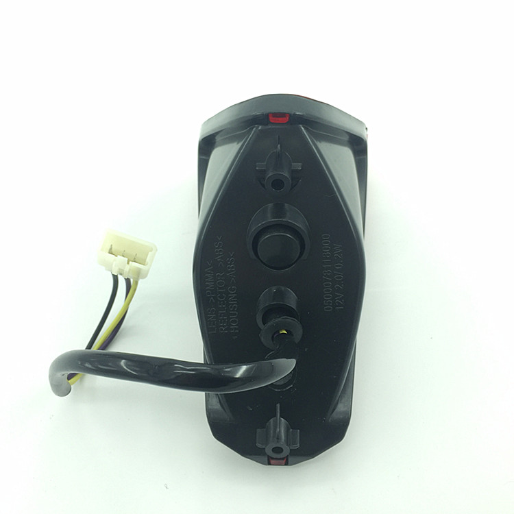 Phụ kiện chính Qian Jianglong QJ150-19A / 19CQJ125-26 / 26A Đèn hậu phía sau - Đèn xe máy đèn led cos vàng pha trắng