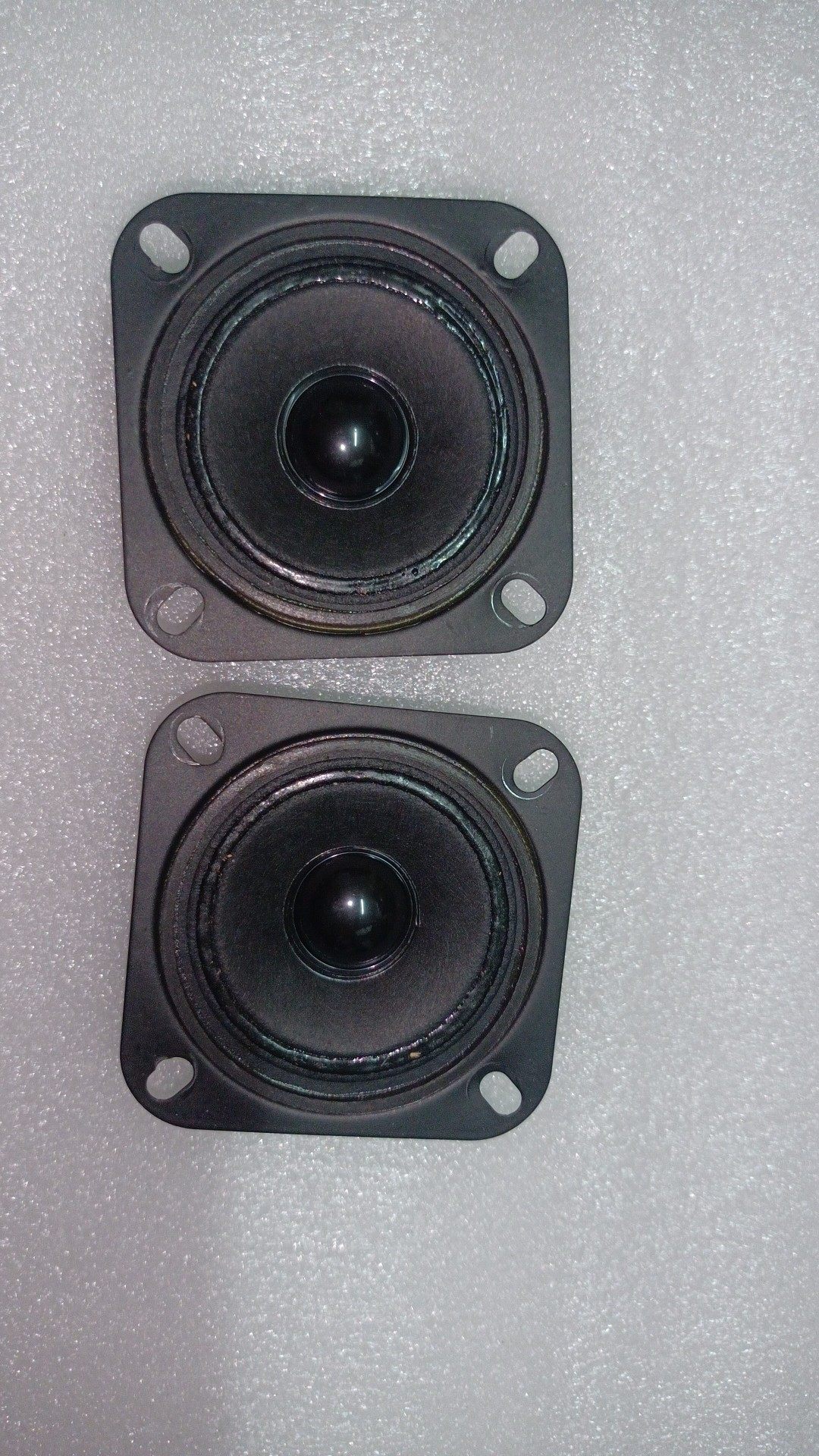 Hitachi 2 - inch high - sound trumpet plate original backdrop TV dismantling trumpet one - to - price