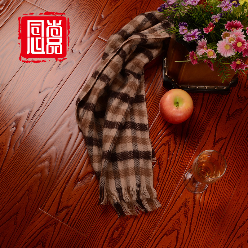 Solid wood flooring imports A grade log Carolwood (whiplash straw wood) antique relief noodle manufacturer direct