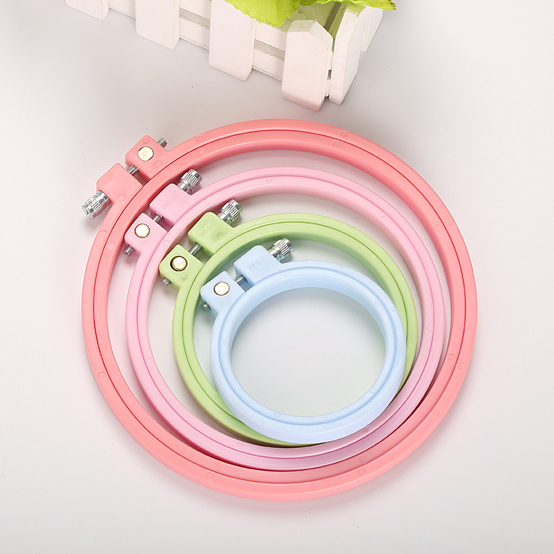 Embroidery machine accessories Middle adjustment flower stand square embroidery frame candy color embroidery stretch ABS plastic ring 7CM