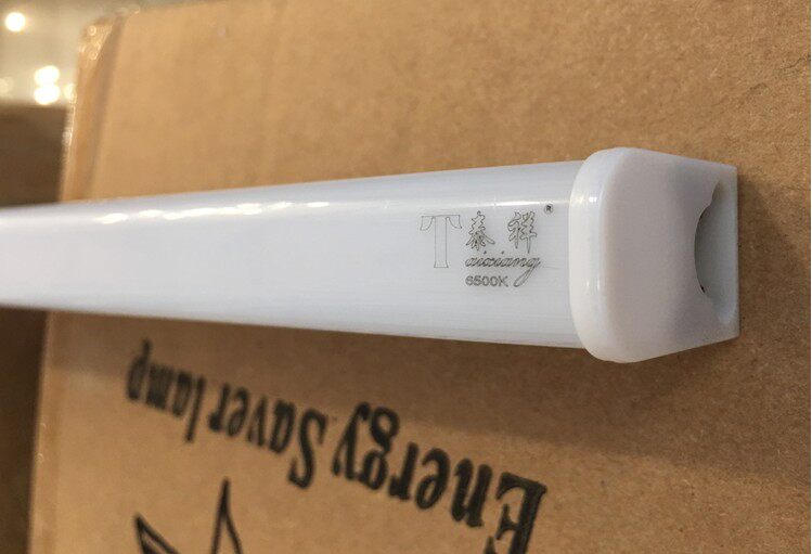 T5 square integrated LED lamp with 6W10W14W16W20Wled props background wall bracket