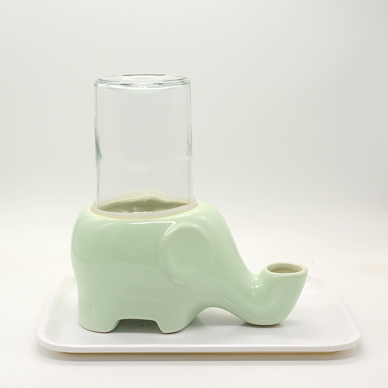 Cute Elephant Ceramic Eco-Friendly Pet Supplies Automatic Water Dispenser for Cats Flat-Faced Cat Water Bowl Water Dispenser