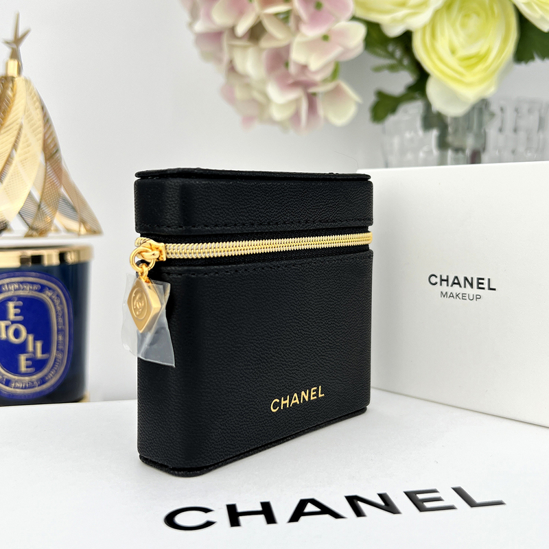 In-Stock Store Gift Chanel Lambskin Lipstick Bag Portable Toiletry Storage Bag Makeup Bag