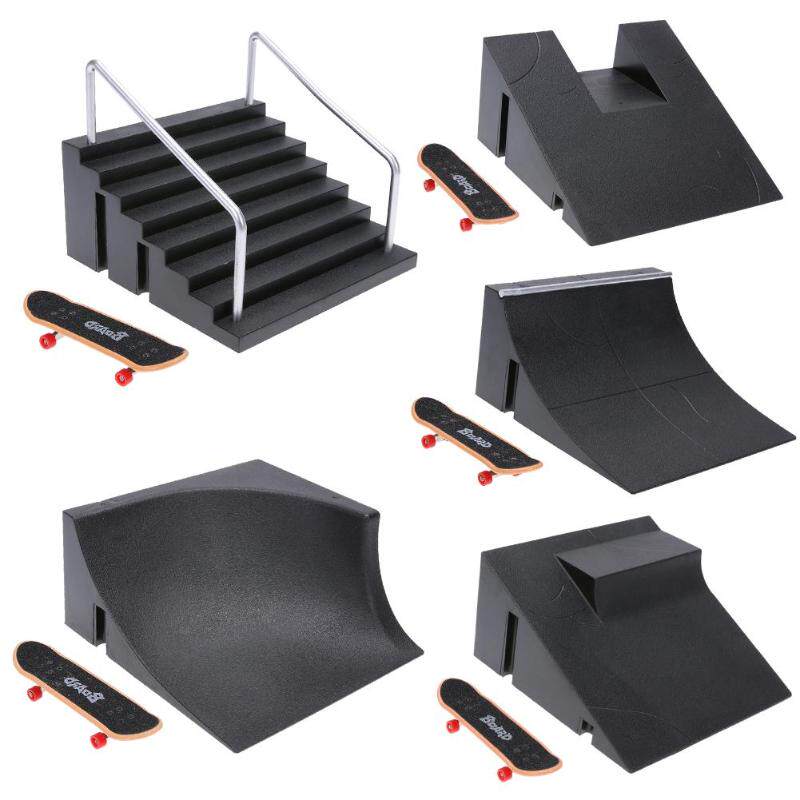 Finger Skating Board Training Games Toys with Ramp Parts Tr