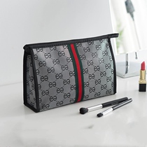 Korean version of Womens Cosmetic Bag 2018 new portable large capacity practical portable small out simple cloth bag