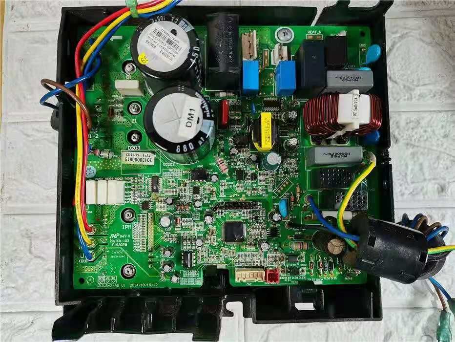 Gree air conditioner external machine motherboard 30138000619 original disassembly machine W8423KB 10000100231 electrical box