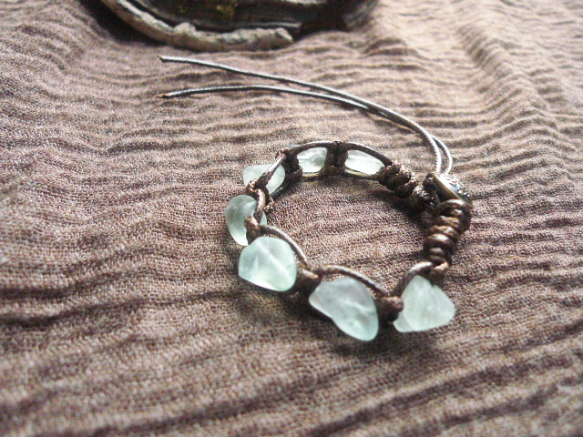 Bạc hà tươi và nhẹ Tự nhiên tươi mắt nâng nhợt nhạt fluorite mờ thô làm bằng tay dây sáp văn học vòng pandora