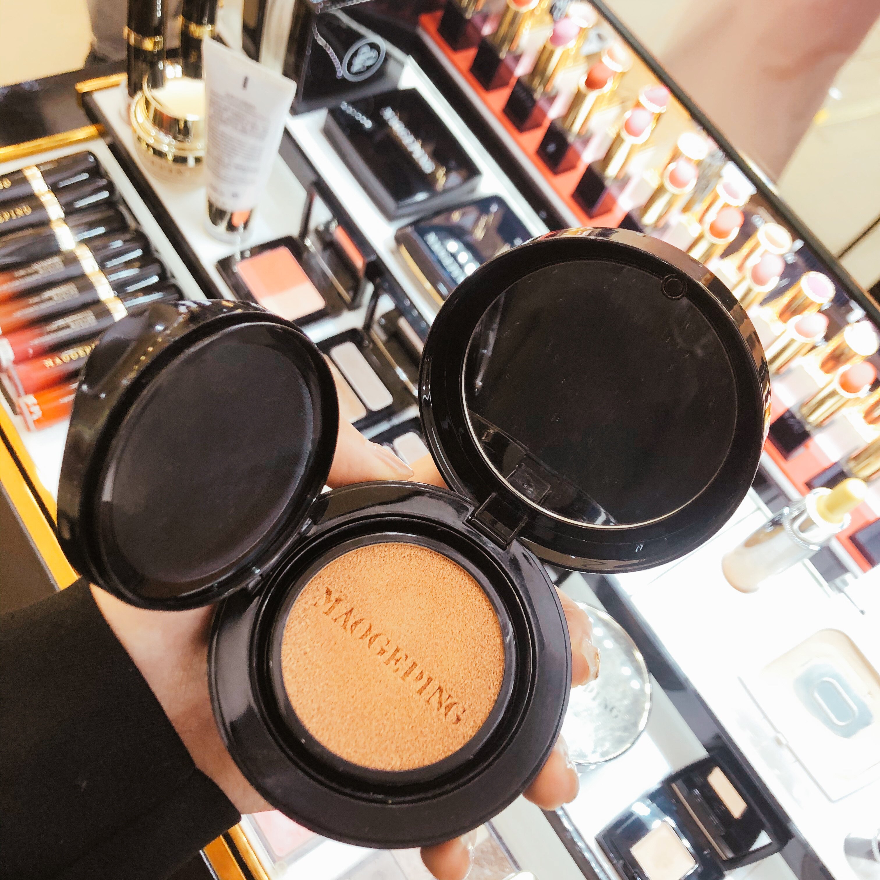 MAOGEPING special cabinet luxurious fish with no time air cushion powder bottom liquid without mark flawless light and naked makeup new product