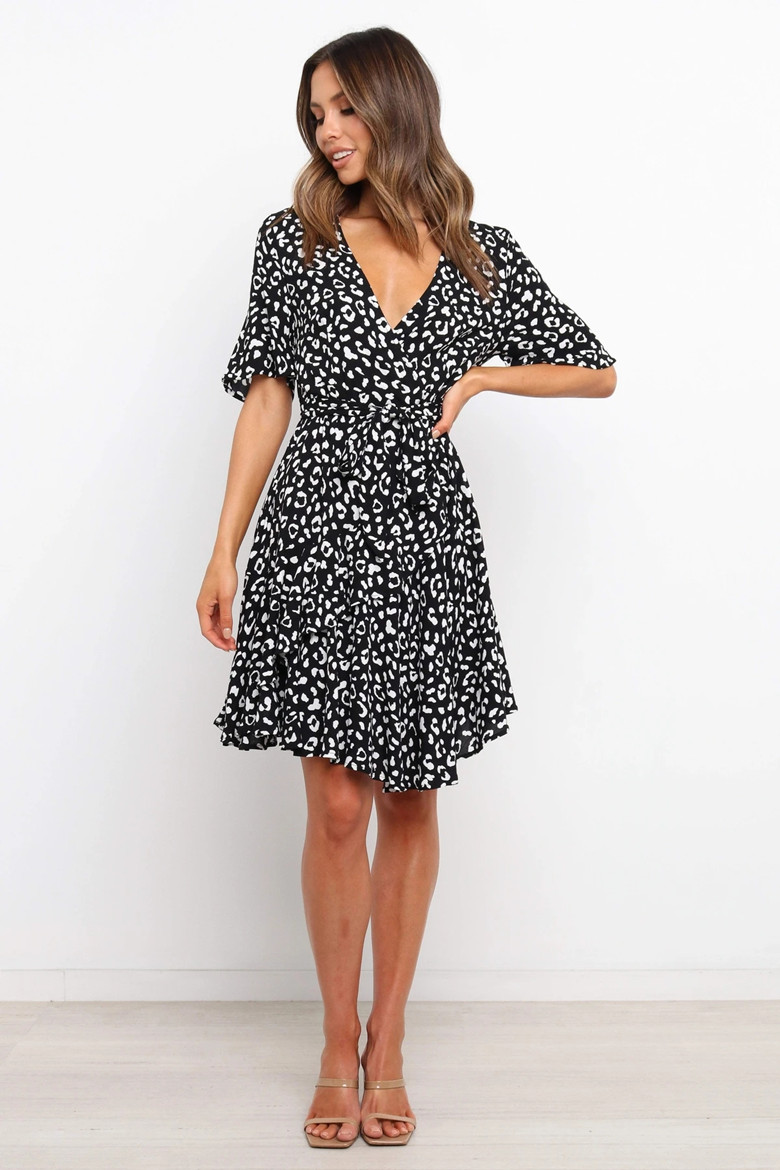 short-sleeved printed waist belt mid-length dress  NSYD19038