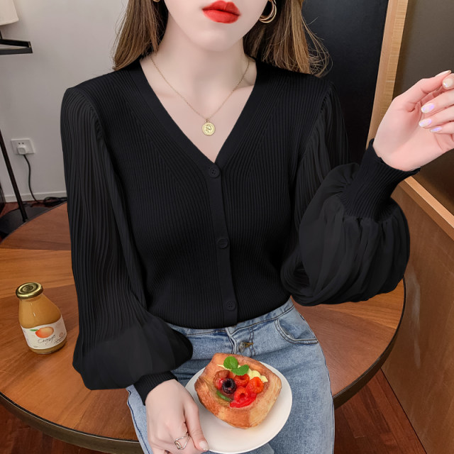 Chiffon shirt women's design sense niche foreign style beautiful long-sleeved top spring 2023 new knitted bottoming shirt