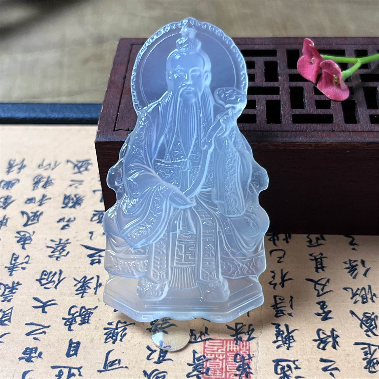 天然玉石灵宝天尊吊坠｜冰种岫玉仿古人物挂件收藏推荐，保真认证更安心-颈饰-淘宝好物网