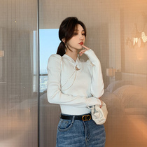 Early Spring New buckle knitted base shirt female Slim Bob sleeve sleeve sleeve top two-color