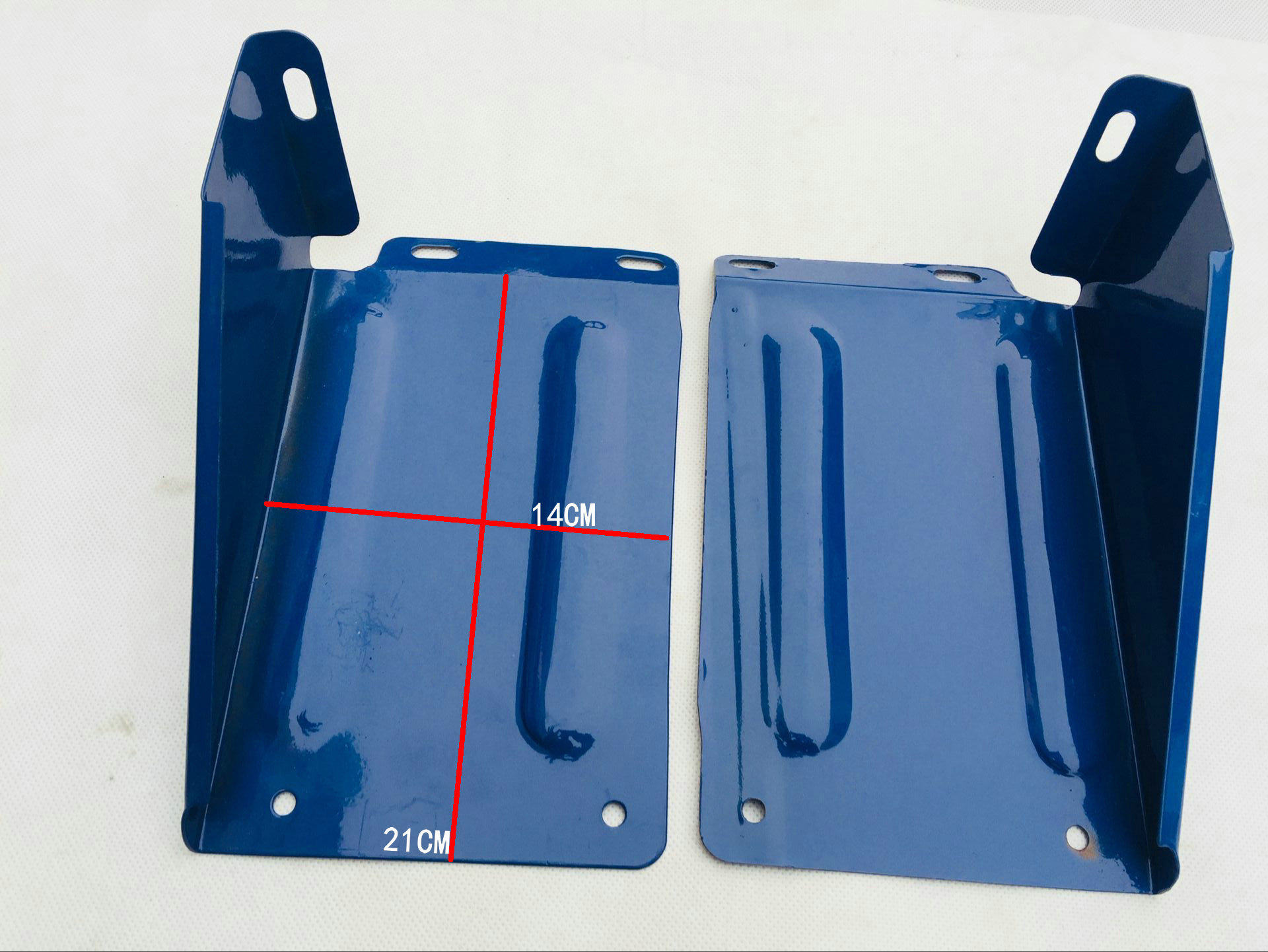 Zongshen Longxin Futian Mormon tricycle 150200250 fender Kimma rear wheel iron mud tile blocked