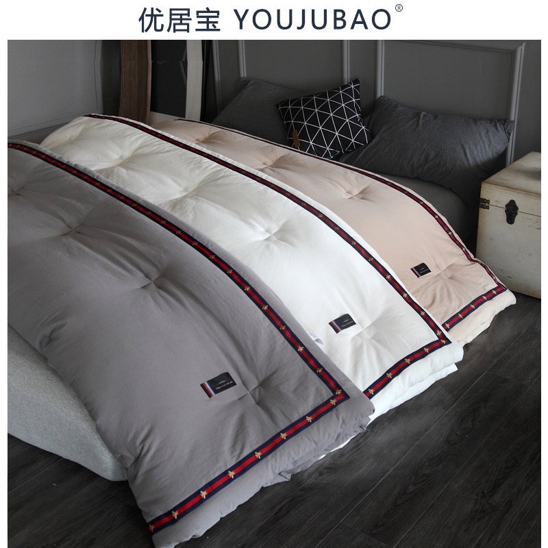 All cotton winter is thickened by single double cotton washed by the students are thickened by spring and autumn quilt to keep warm bedding
