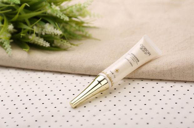 Kem mắt Bell Platinum 15g đến nếp nhăn cho túi mắt quầng thâm chăm sóc mắt dưỡng ẩm giữ ẩm nâng cơ kem chống nhăn