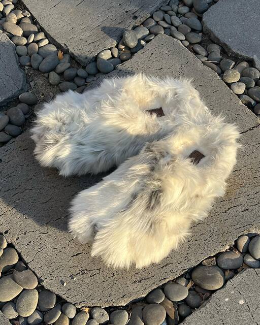 Domestic In-Stock Nache Long-Haired Eco-Friendly Faux Fur Closed-Toe Slippers