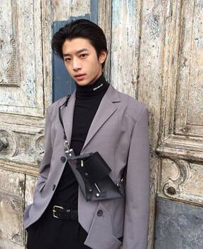 [Discount Clearance] in Stock 51Percent Full Cowhide Square Box Crossbody Bag