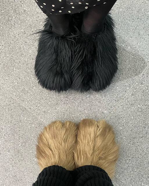 Domestic In-Stock Nache Long-Haired Eco-Friendly Faux Fur Closed-Toe Slippers