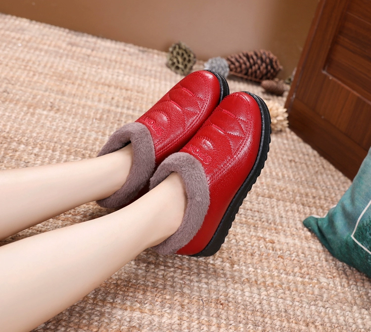 Mùa đông đặc biệt cộng với giày vải nhung Bắc Kinh cũ Giày nữ bằng vải cotton cao giúp giày chống trơn dày dày không thấm nước