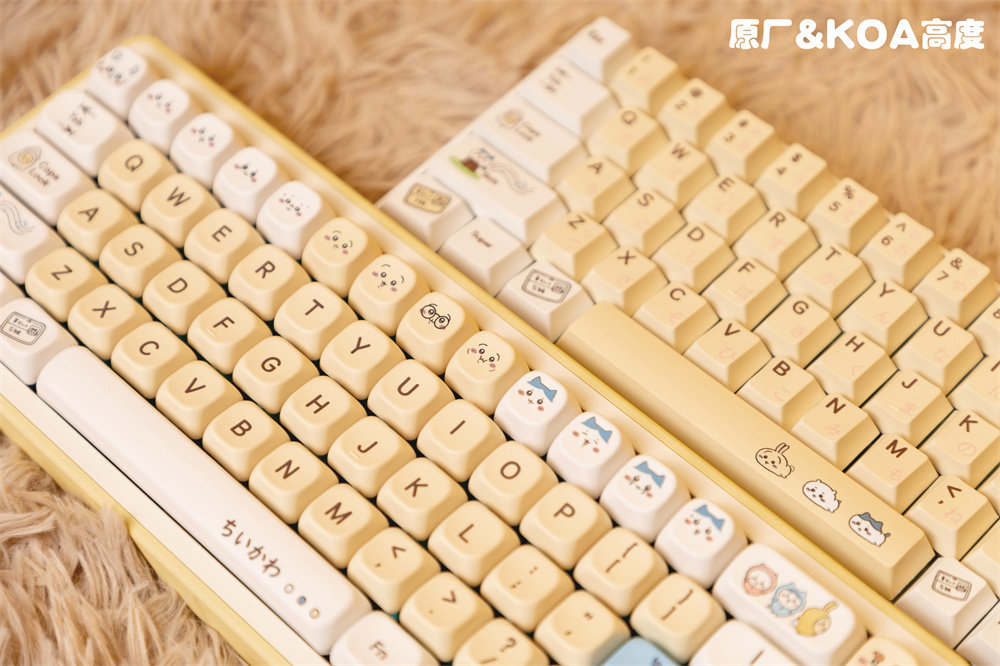 Chiikawa Usagi keycap detail