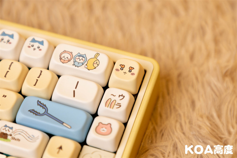 Chiikawa Usagi keycap detail