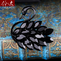 European and American swan brooch black pin 2019 New Tide temperament corsage personality Joker coat cardigan button