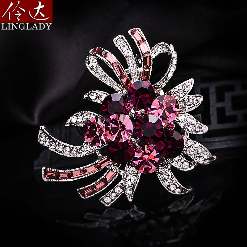 Chest Flower Brooch Purple Imitation lady Grand Bio Needle retro Japan, South Korea Wear Suits Accessories Superior sense