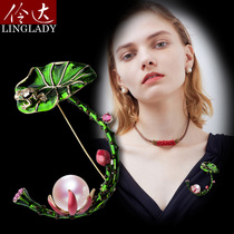 Korean version of brooch brooch female pin accessories Korean fashion pin atmospheric sweater pin frog on lotus leaf