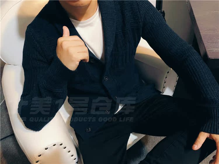 Banana Cộng hòa nam Màu xanh lá cây mới Nút áo len cardigan shop thời trang nam