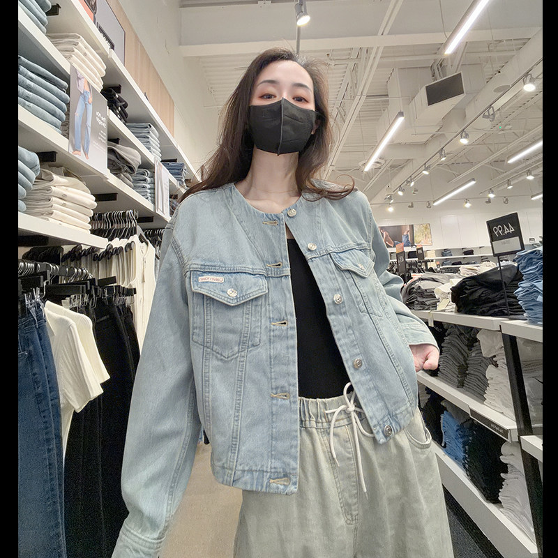 Ck Calvin Klein Women's New Round-Neck Loose-Fitting Slim-Fit Buttoned Denim Jacket Cw744 Ck Calvin Klein Women's New Round-Neck Loose-Fitting Slim-Fit Buttoned Denim Jacket Cw744