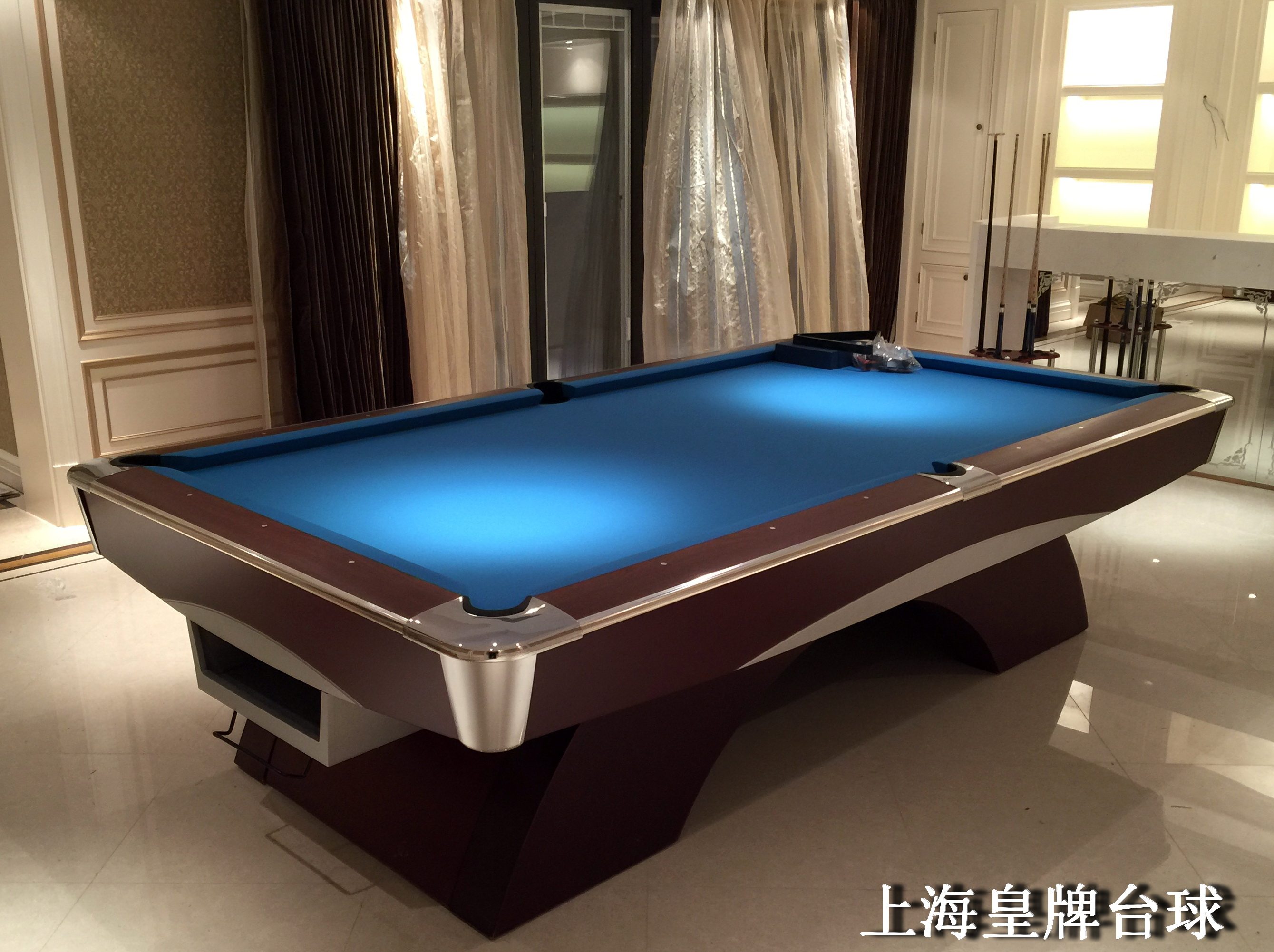 Shanghai King brand standard fancy nine-ball table Pool table Standard household billiards pool table Arch four generation table